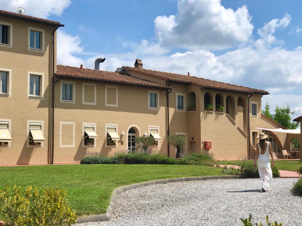 Resort Casale Le Torri Ponsacco Exterior photo